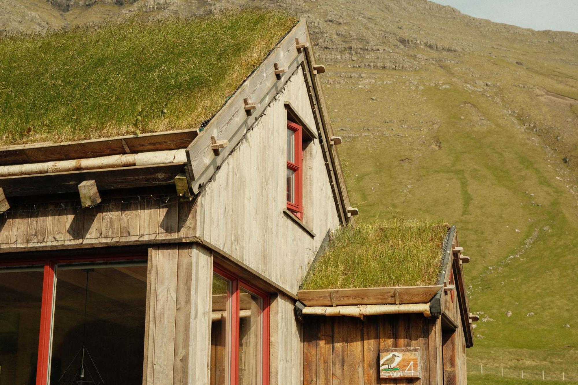 Múlafossur Cottage No 1 by Famous Waterfall in Gásadalur Exterior foto