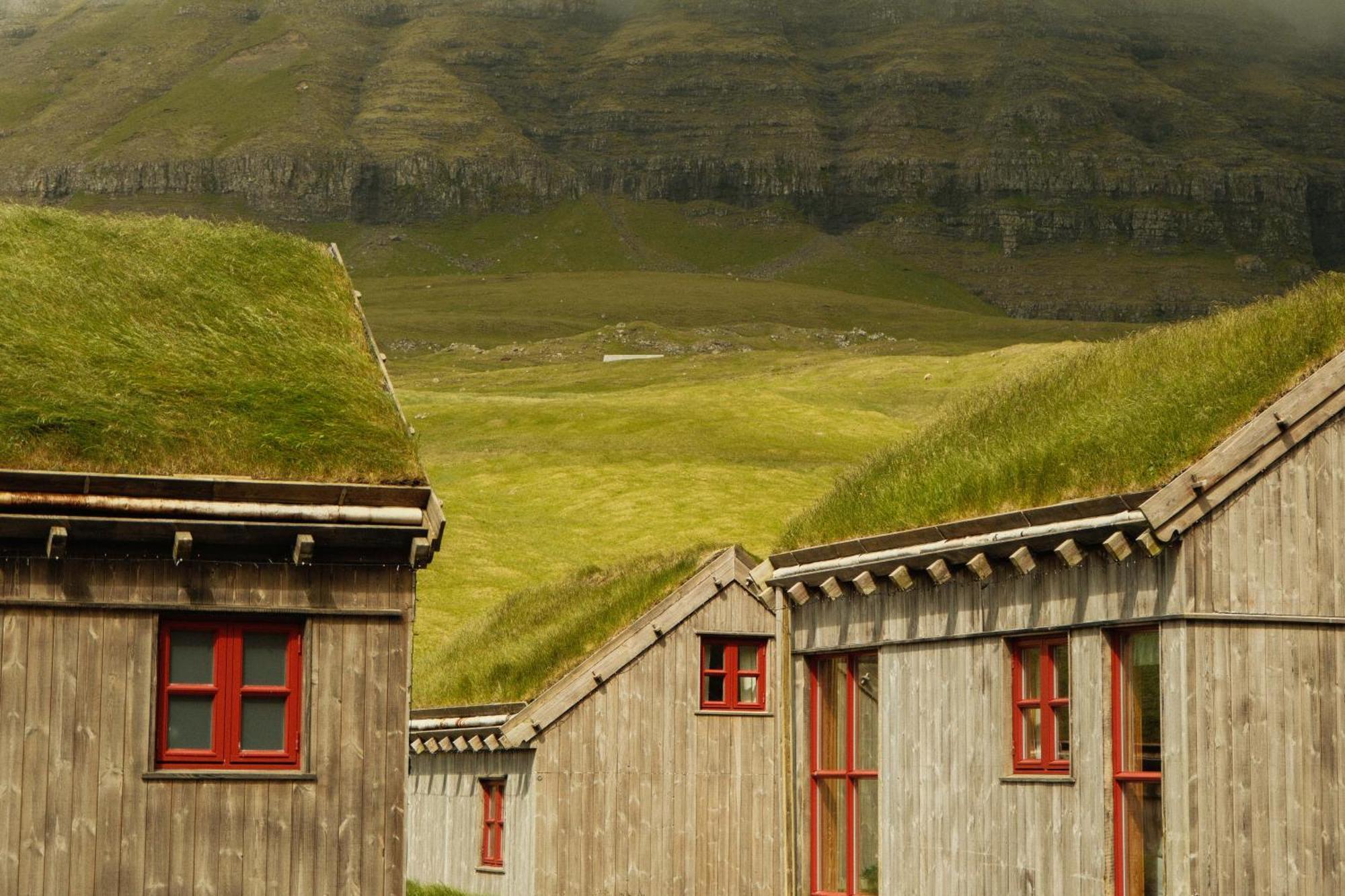 Múlafossur Cottage No 1 by Famous Waterfall in Gásadalur Exterior foto