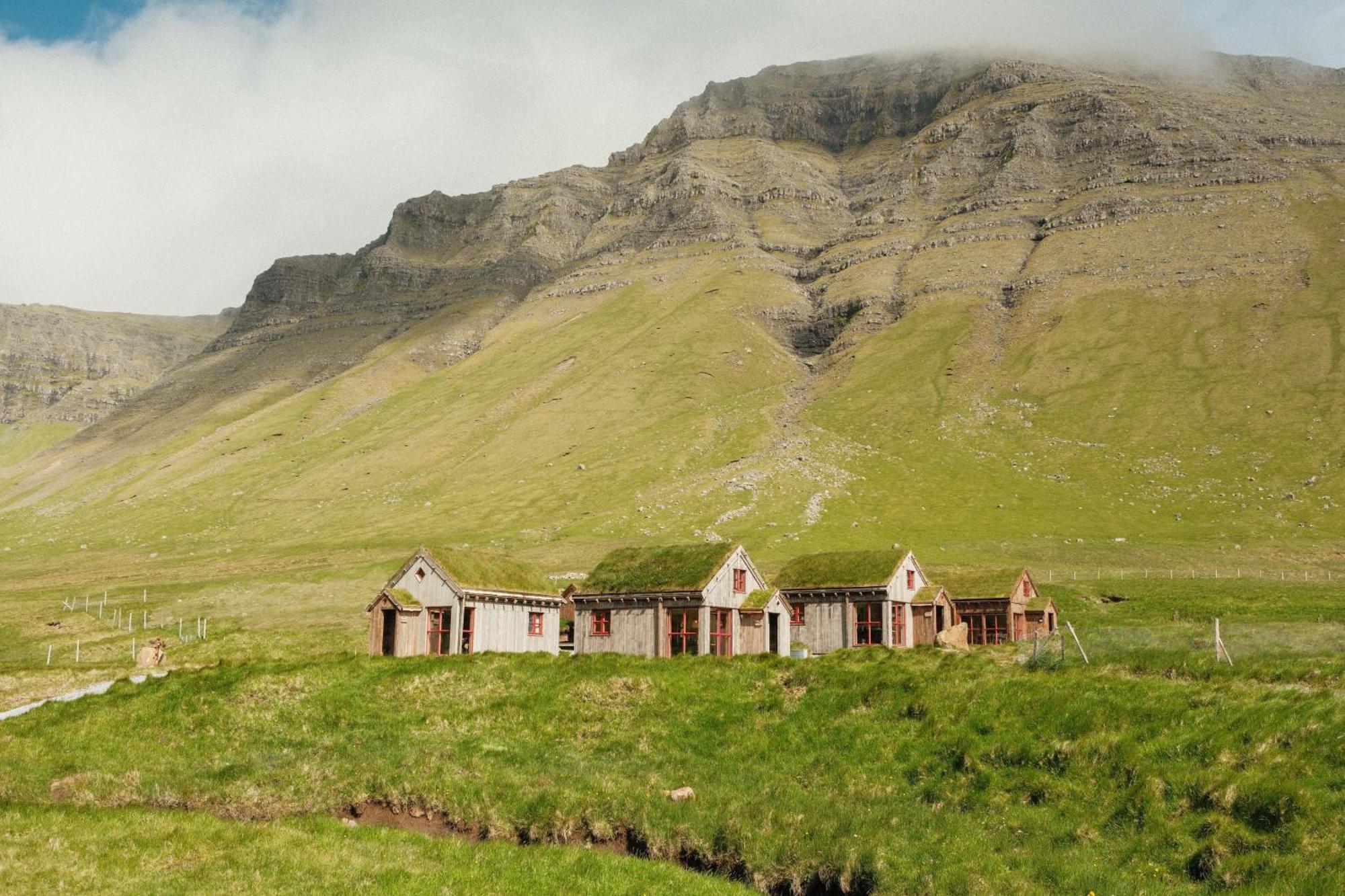 Múlafossur Cottage No 1 by Famous Waterfall in Gásadalur Exterior foto